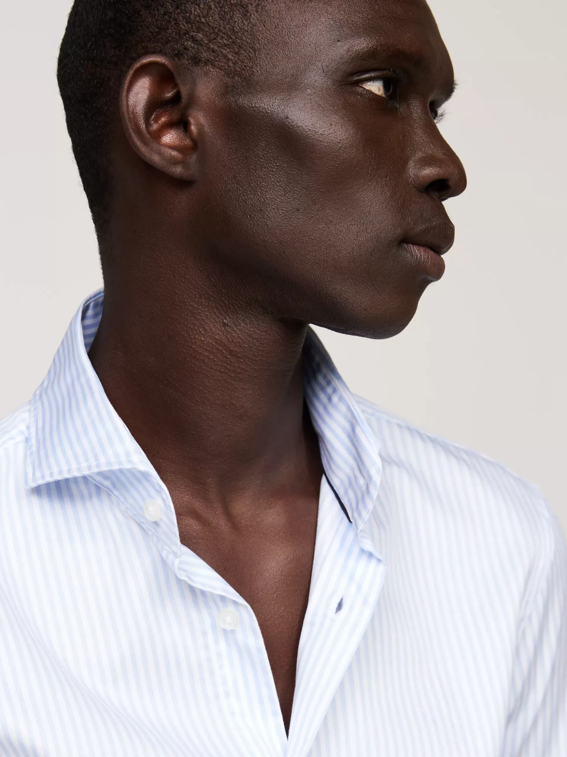 Tommy Hilfiger Koszule^Koszula O Wąskim Kroju Smart Casual Z Diagonalu W Paski