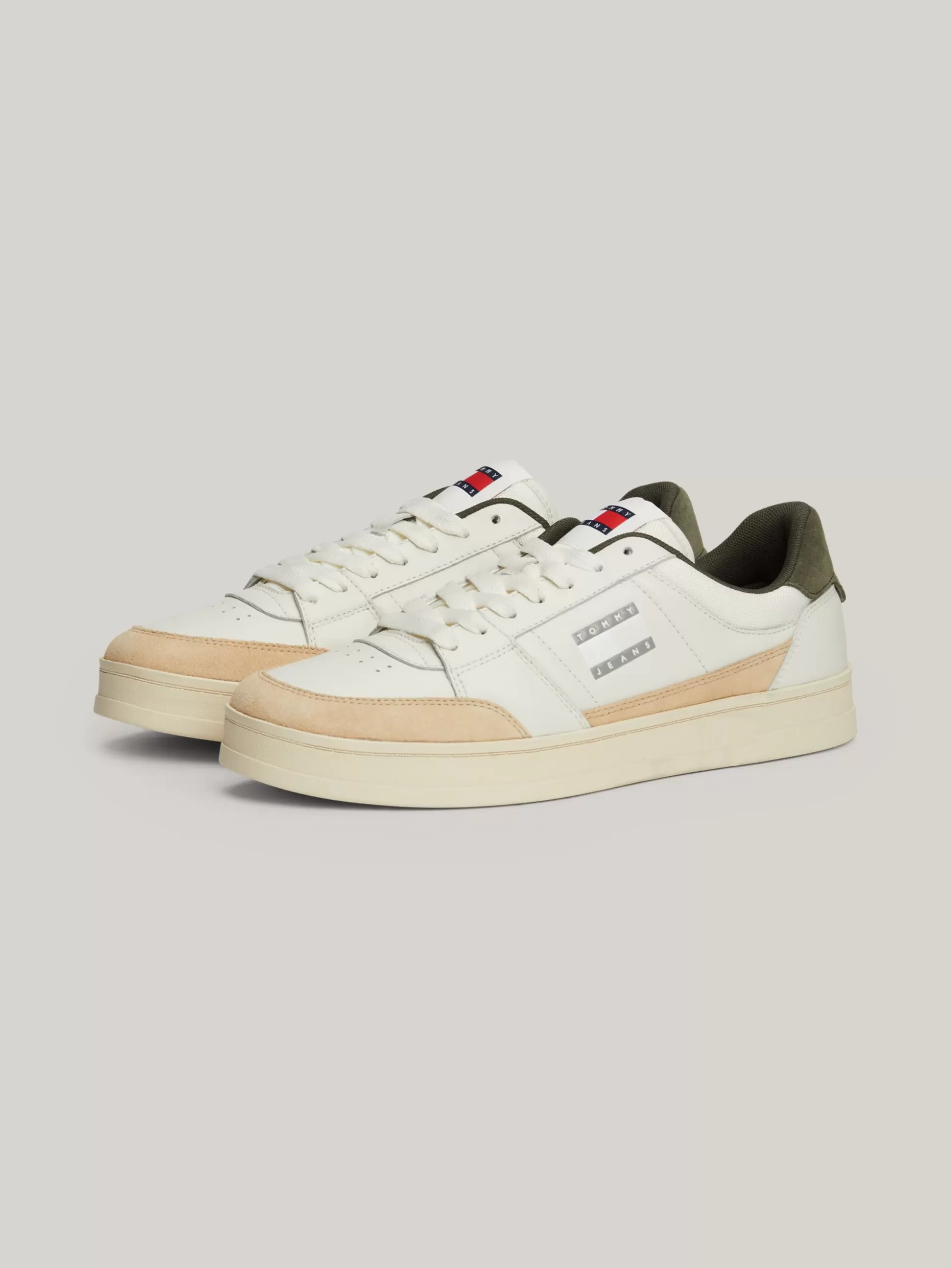 Tommy Hilfiger White Trainers | Sneakersy^Skórzane Buty Sportowe Z Logo W Kolorze Tła