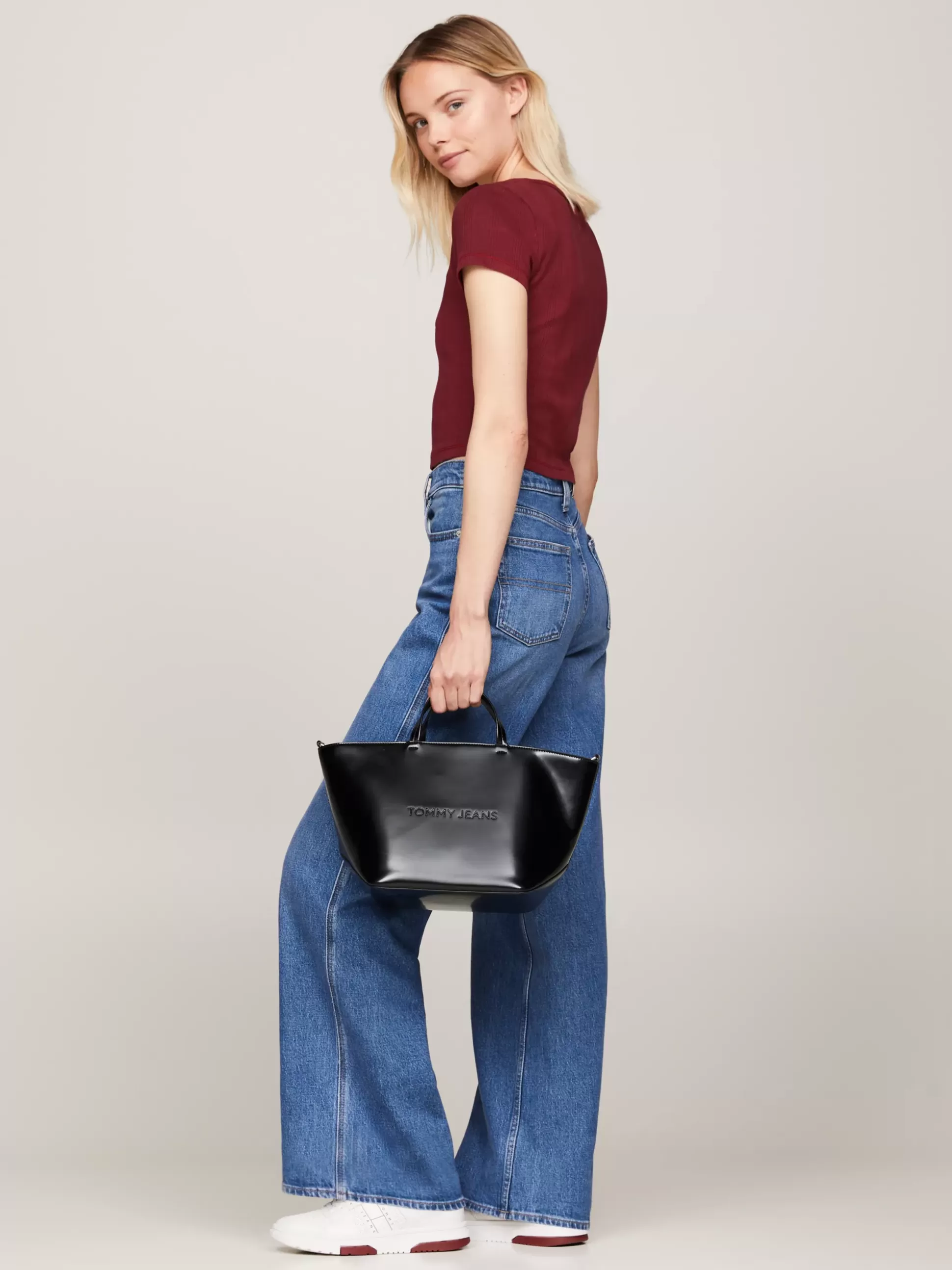 Tommy Hilfiger Torebki Tote^Torebka Essential Typu Tote Z Wytłoczonym Logo